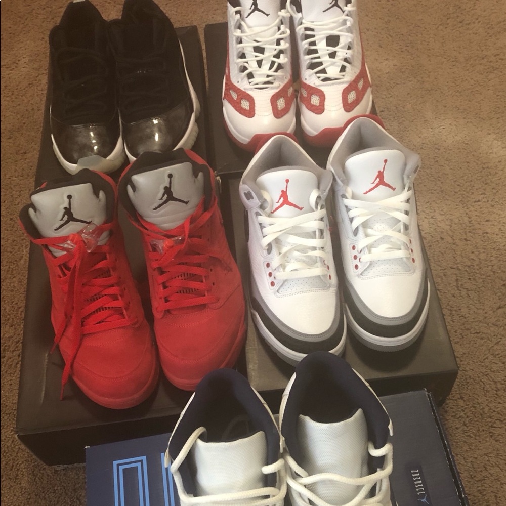 Take all size 9 and 9.5